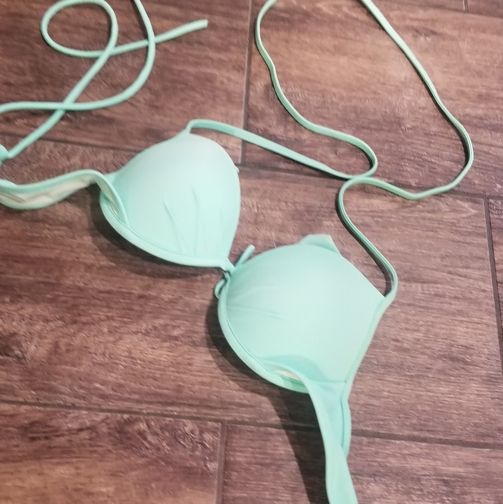 Victoria's secret bikini top